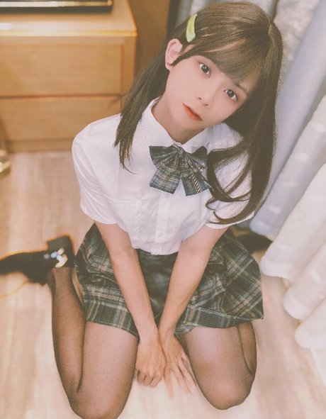 Luoluo perfect actress pic