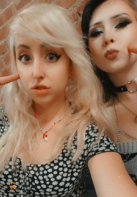 Moon IRL model art img