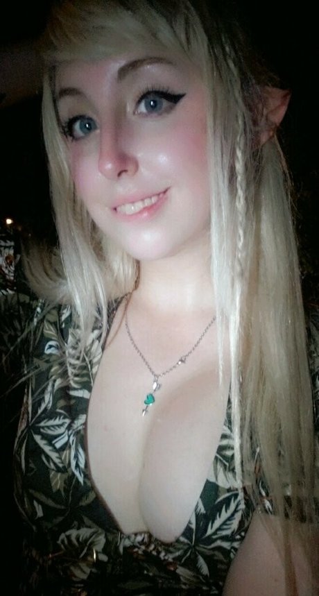 Moon IRL star pornographic gallery