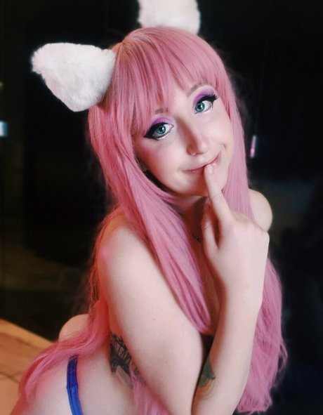 Moon IRL sexy model pics