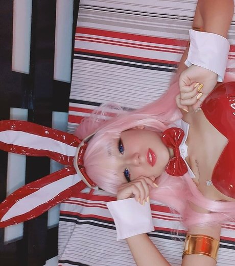 Mia Pon pornstar exclusive pics