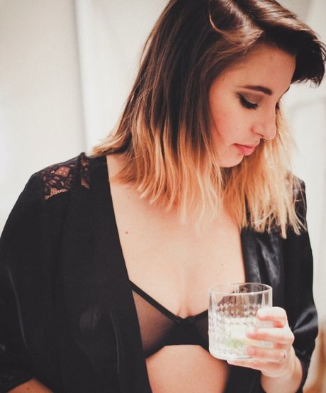 arab blowjob onlyfans naked pictures