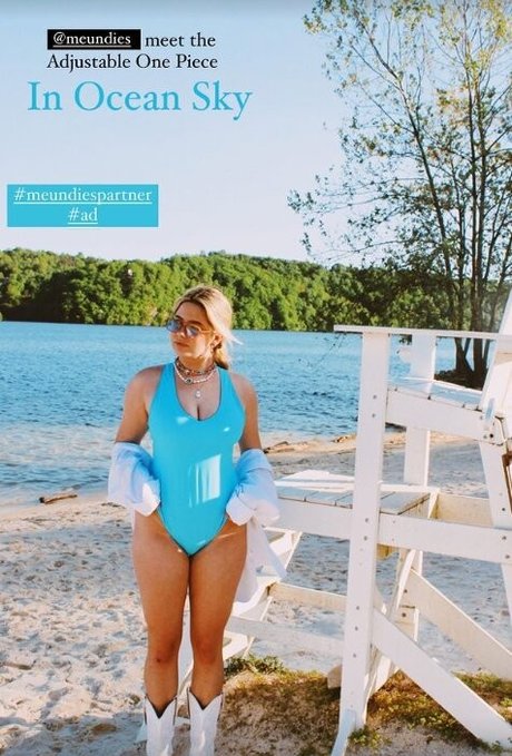 Emma Topps erotic model photos