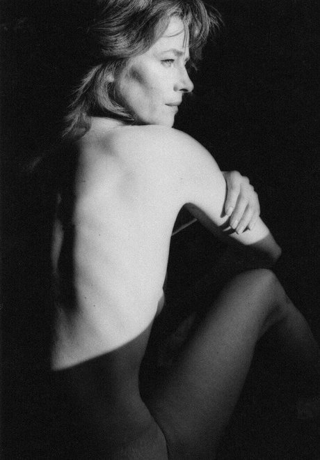 Charlotte Rampling star nude photos