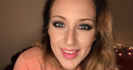 JJ ASMR hot actress img