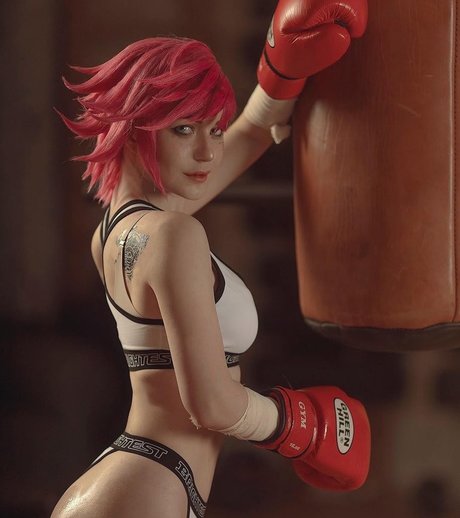 Grusha adult model galleries