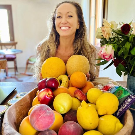 Kino MacGregor model porn photo