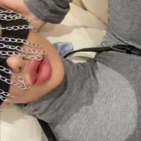 Damari Noa model photo