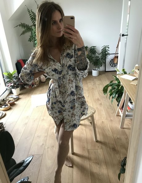 Naturefeetart pornstar hd image