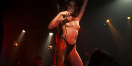 Shannon Elizabeth naked actress img