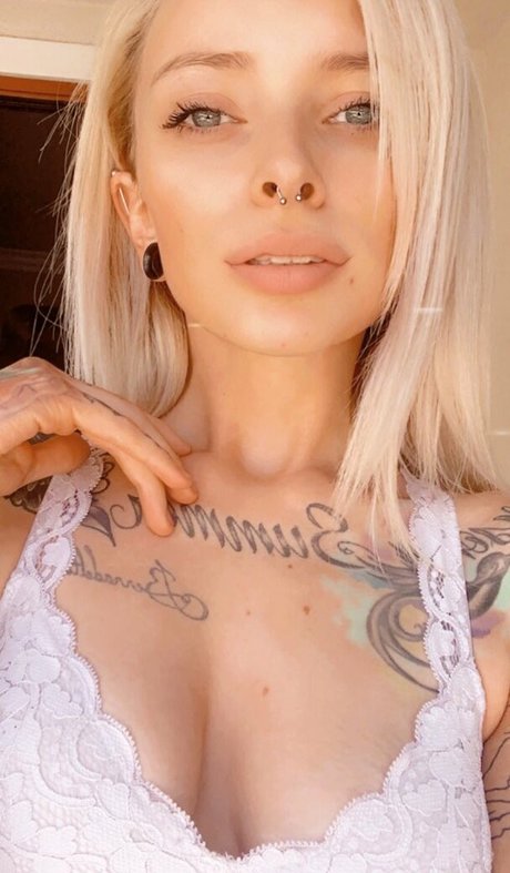 Mamisoso sexy actress pic