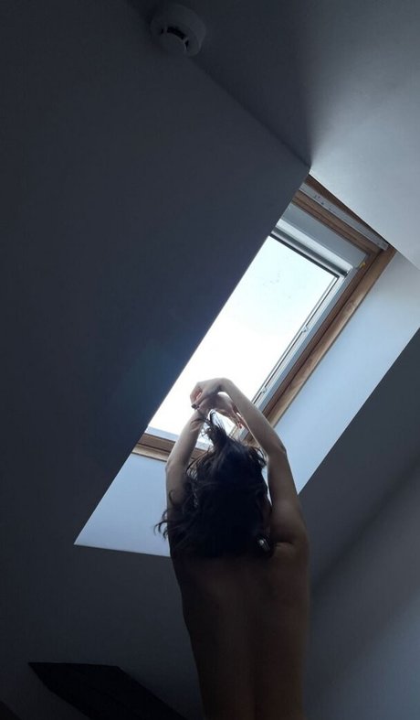 Valeria Shashenok art model photos