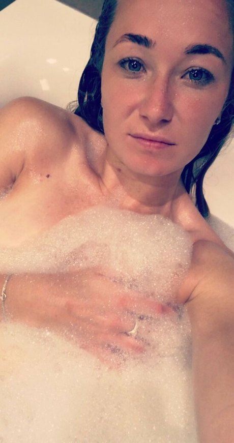 Julia Glushko nice star photo