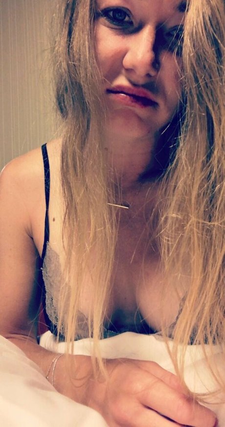 Julia Glushko top model picture