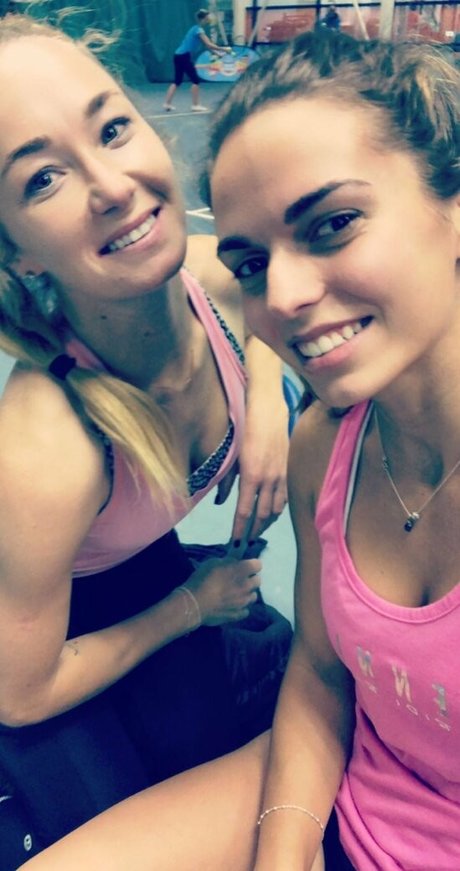 Julia Glushko model high quality pic