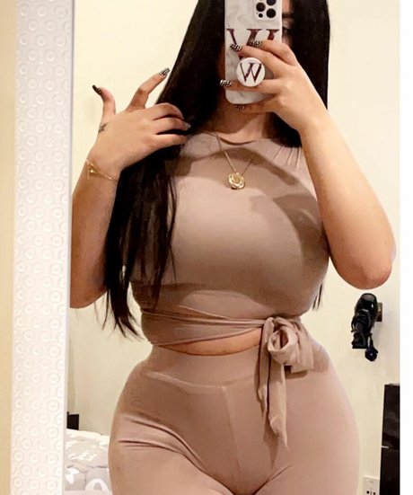 Wejdan Benarous sexy actress galleries