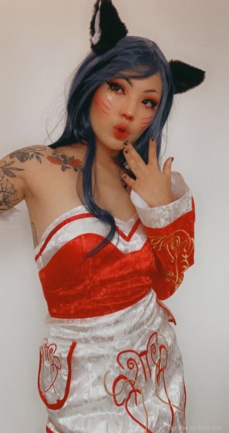 milf glasses onlyfans beautiful nude pic