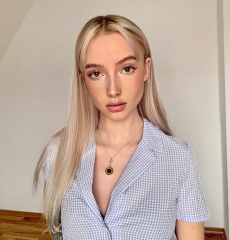 babe nude onlyfans top photo