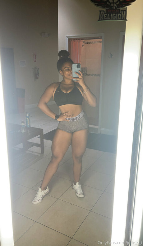 Julie Silver porn actress pictures