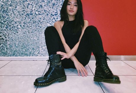 Anna Sawai nudes actress picture