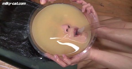 young onlyfans exclusive image