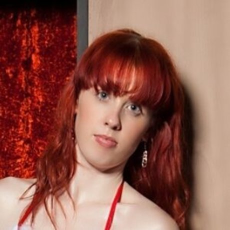 holly12x model pictures