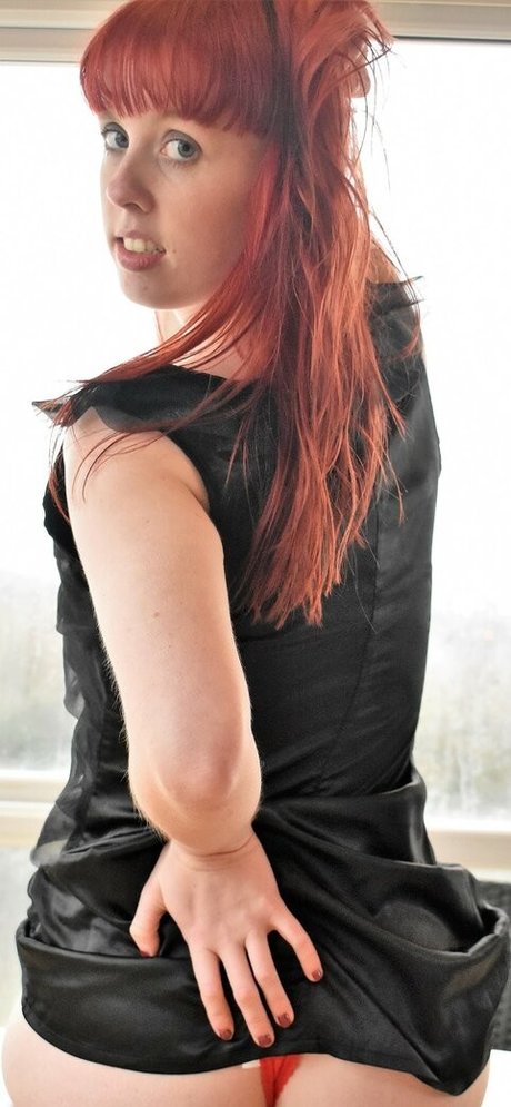 holly12x beautiful actress pics