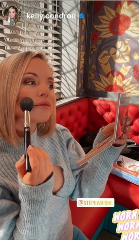 Stephanie Waring nice star img