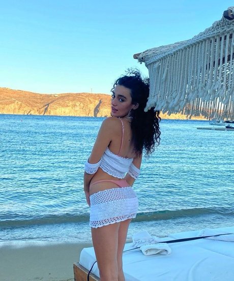 Liraz Nomdar model adult gallery