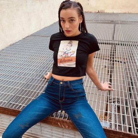 Liraz Nomdar pornographic star photo