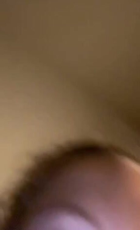 Ellie Erikson star free photos