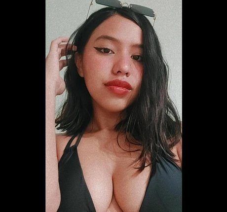 iNoheli pornstar exclusive archive