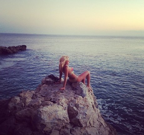 Cassie Scerbo perfect model photos