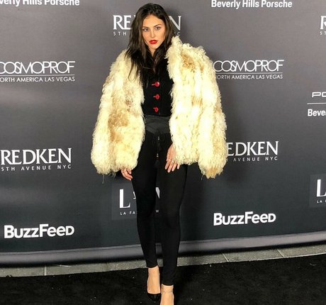 Cassie Scerbo model top archive