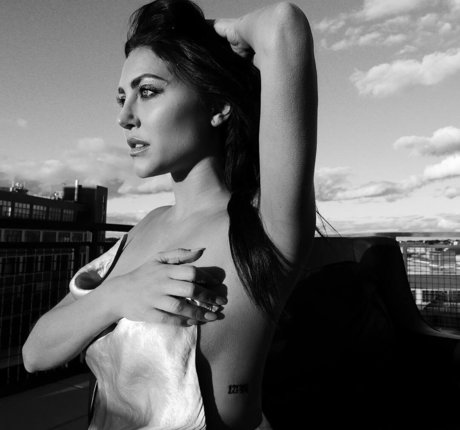 Cassie Scerbo hd model pic