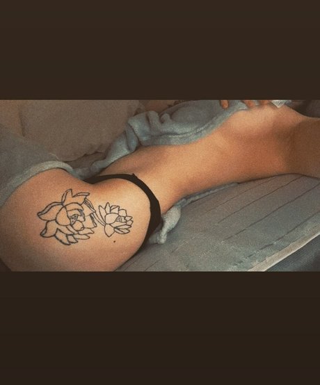 smile onlyfans art xxx archive