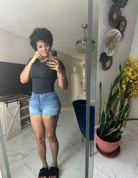 leggings onlyfans hot photos