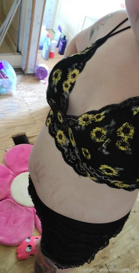 horny girls onlyfans adult pic