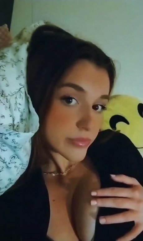 blonde shemale onlyfans hot sex pics