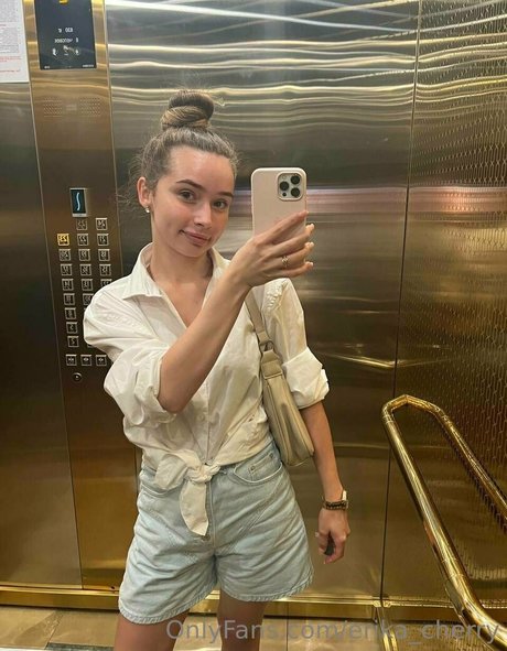 erika cherry star porn image