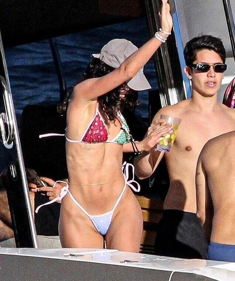 athletic onlyfans sexy nude galleries