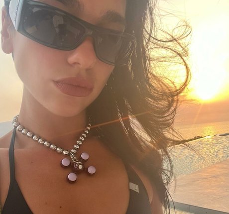 blonde secretary onlyfans hot pic