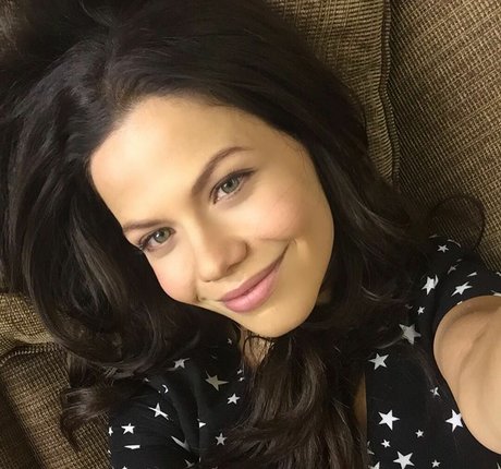 Tammin Sursok erotic actress photo