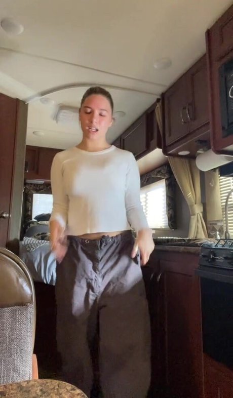 Mackenzie Ziegler Images