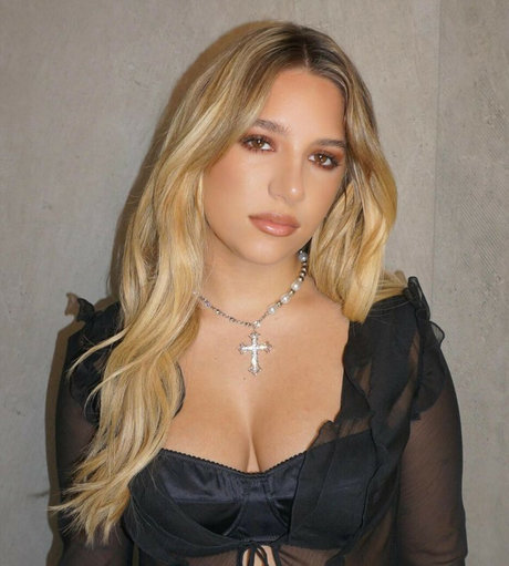 asian influencer onlyfans hot porn pictures