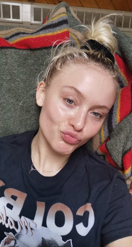 Zara Larsson exclusive actress archive