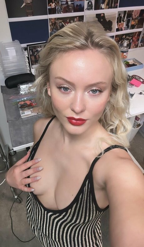 Zara Larsson hd star galleries