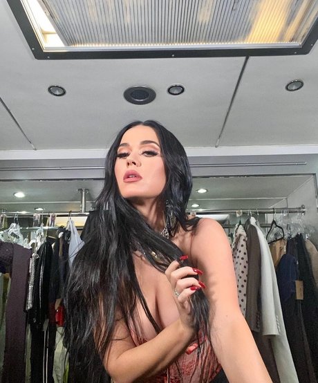 slut milf onlyfans sexy nudes photo