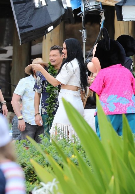 curvy shemale onlyfans sexy nudes pics