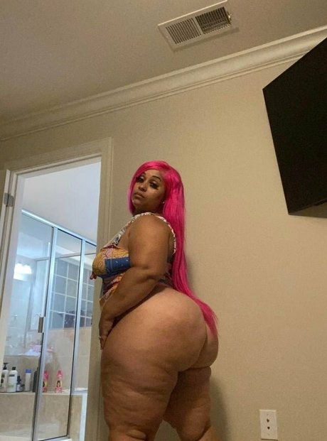 voyeur onlyfans erotic pics